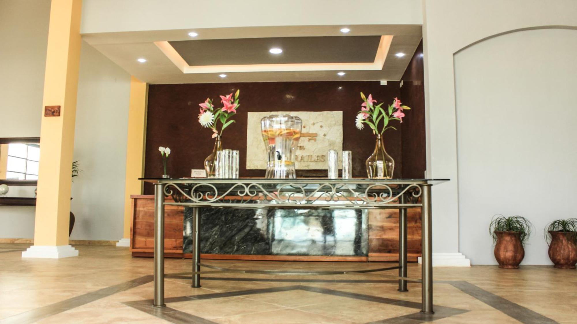 Hotel Los Frailes Valladolid  Extérieur photo